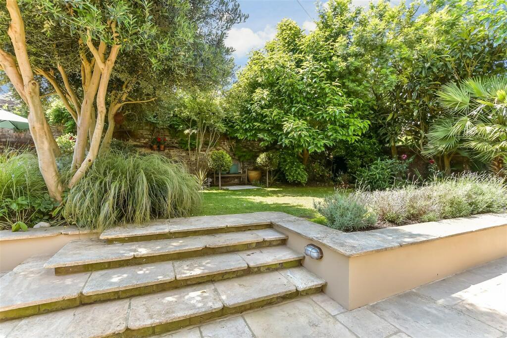 Additional image 20 of High Street, Sandwich, Kent