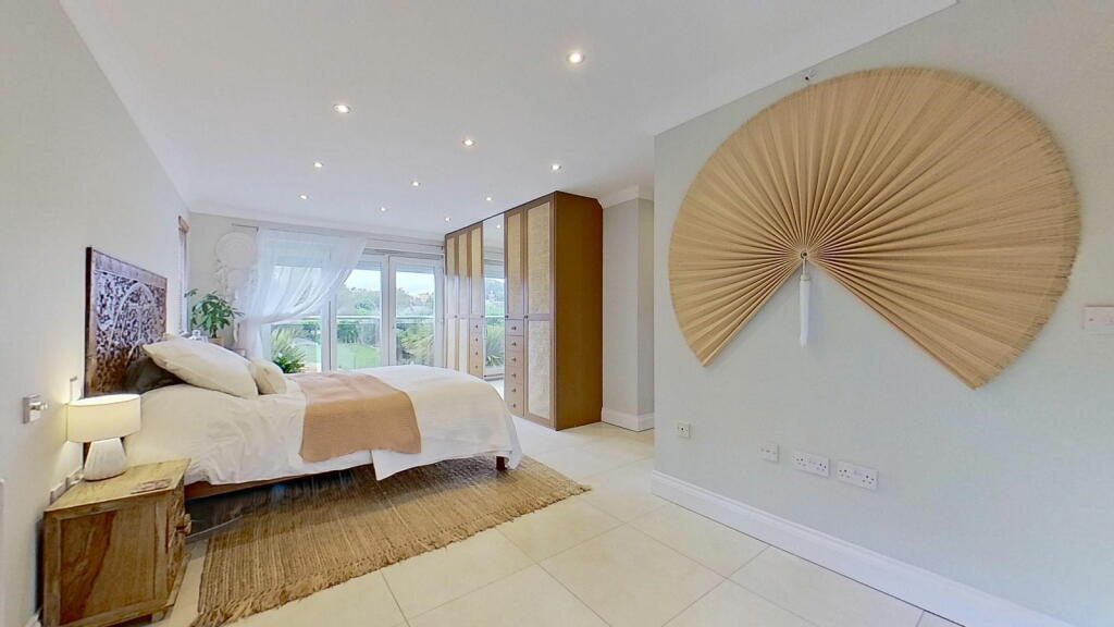 Additional image 28 of Marine Drive, Broadstairs, CT10 3LU