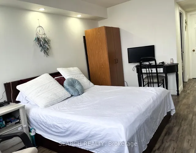 Additional image 17 of 1360 Rathburn Rd Unit 906