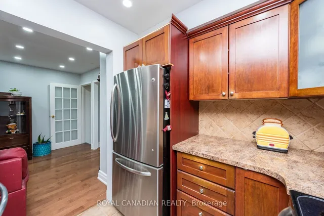 Additional image 13 of 1538 Lancaster Dr Unit 116