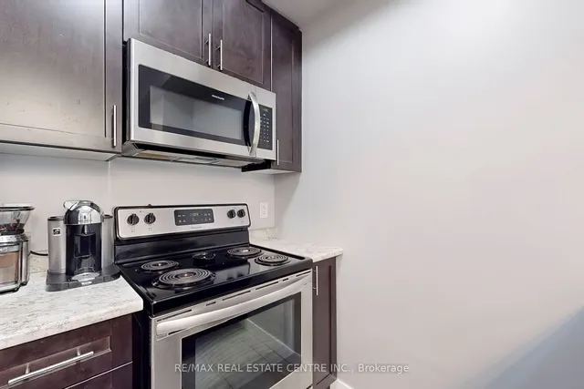 Additional image 16 of 81 Robinson St Unit 305