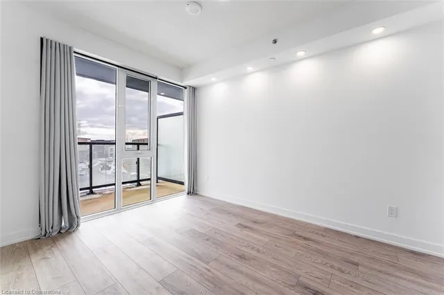 Additional image 10 of 3210 Dakota Common Unit A304