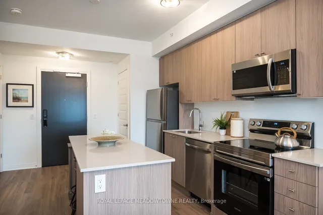 Additional image 8 of 490 Gordon Krantz Ave Unit 305