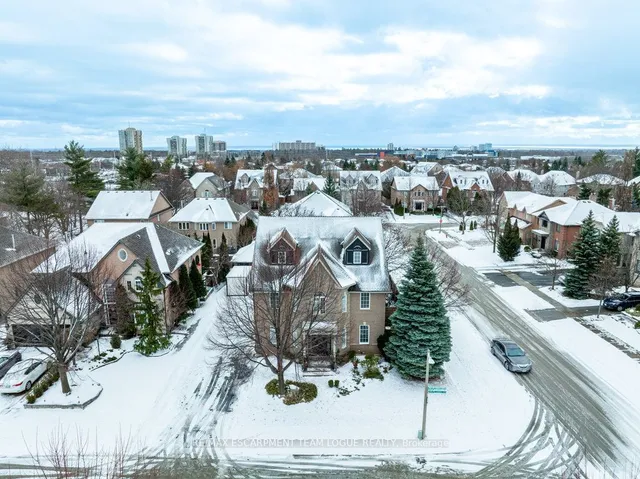 Additional image 40 of 353 Canyon Cres