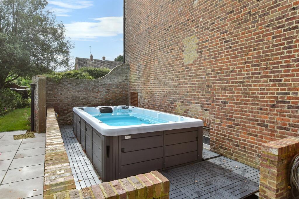 Additional image 22 of The Street, Woodnesborough, Sandwich, Kent