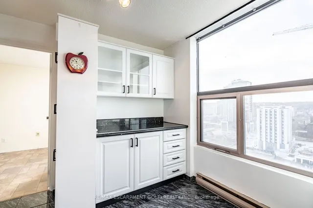 Additional image 19 of 75 Queen St Unit 1804
