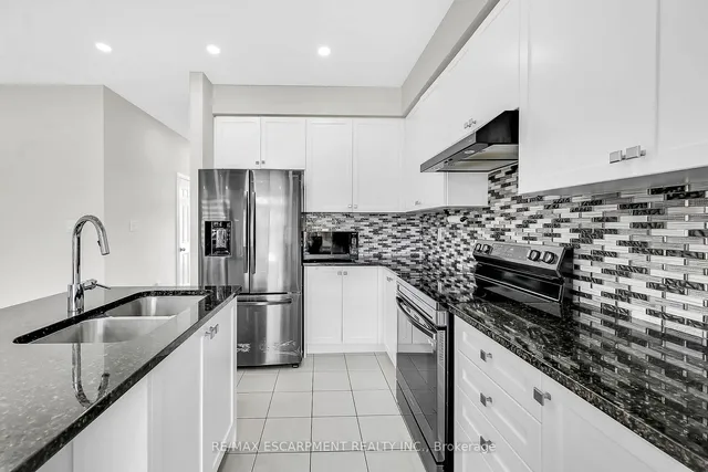 Additional image 14 of 328 Bedrock Dr