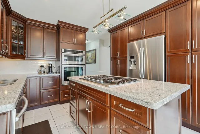 Additional image 6 of 1008 Glenbrook Ave