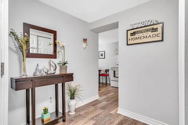 Additional image 26 of 771 Eversley Dr