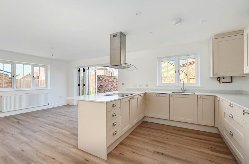 Additional image 10 of Lime Trees, Minster , Ramsgate , Kent, CT12 4FE