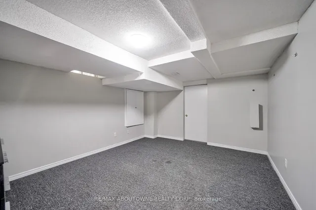 Additional image 29 of 556 Delphine Dr