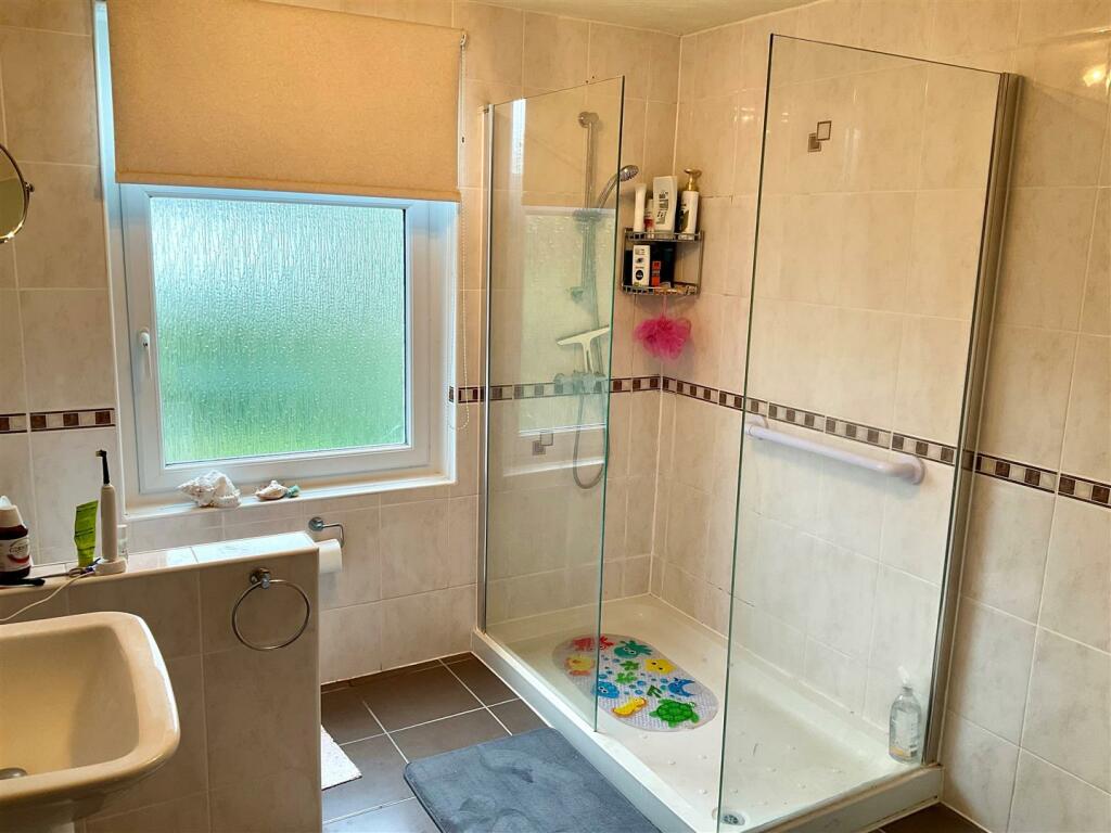 Additional image 13 of St. Martins Road, Guston