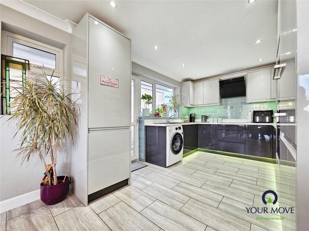 Additional image 16 of Douglas Close, Broadstairs, Kent, CT10