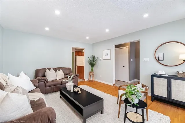 Additional image 6 of 50 Fairway Dr