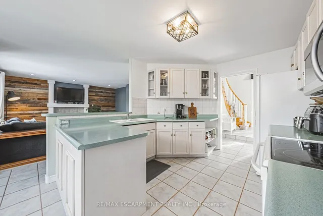 Additional image 12 of 48 Riviera Rdge