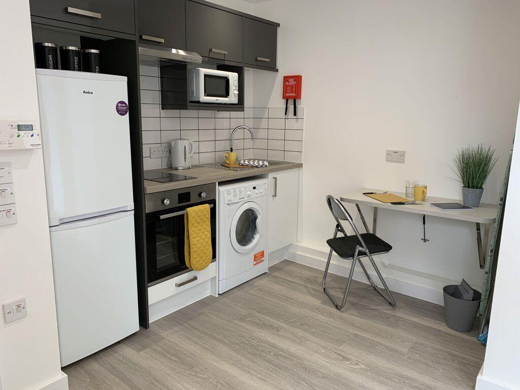 Additional image 7 of 2 Queningate Mews Ref - 3447