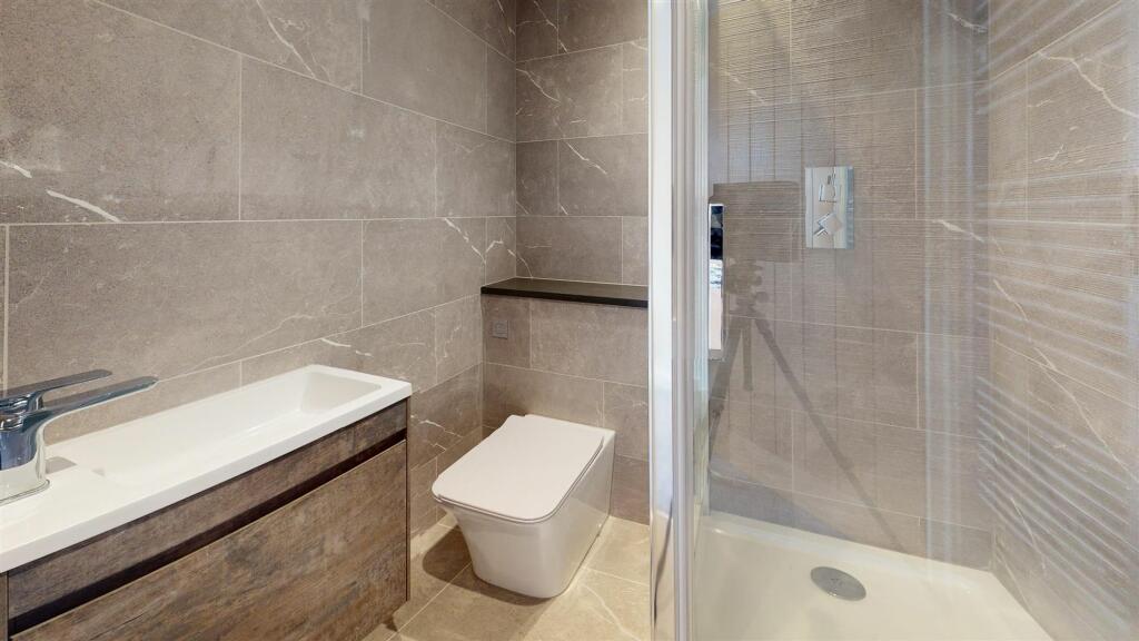 Additional image 8 of Queensbridge Drive, Cavendish Street, CT11