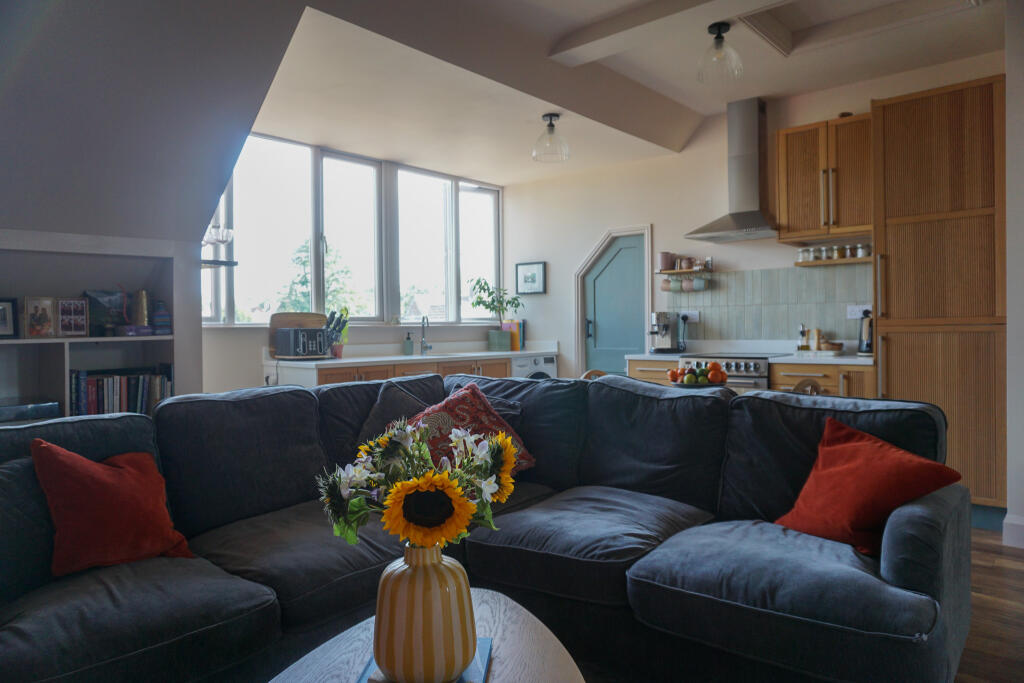 Additional image 7 of Plough Lane, Purley, CR8