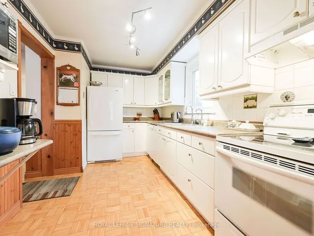 Additional image 8 of 741 Coulson Ave