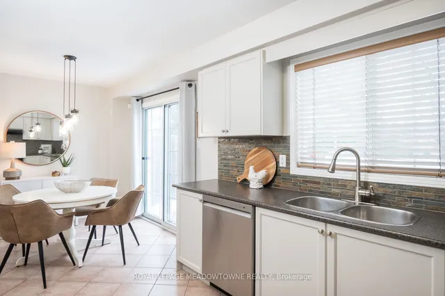 Additional image 10 of 249 Hadley Woods Terr