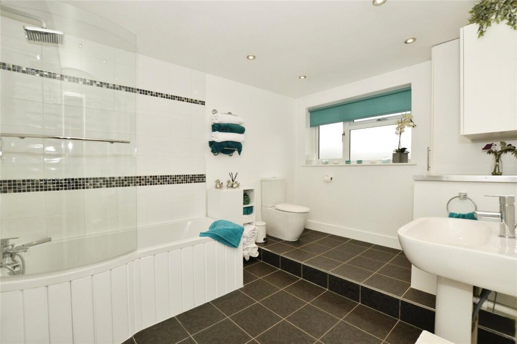 Additional image 8 of Windermere Avenue, Ramsgate, Kent, CT11