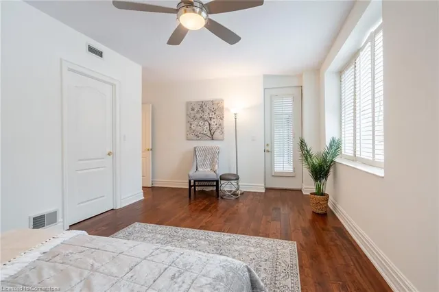 Additional image 12 of 77 Governors Rd Unit 201