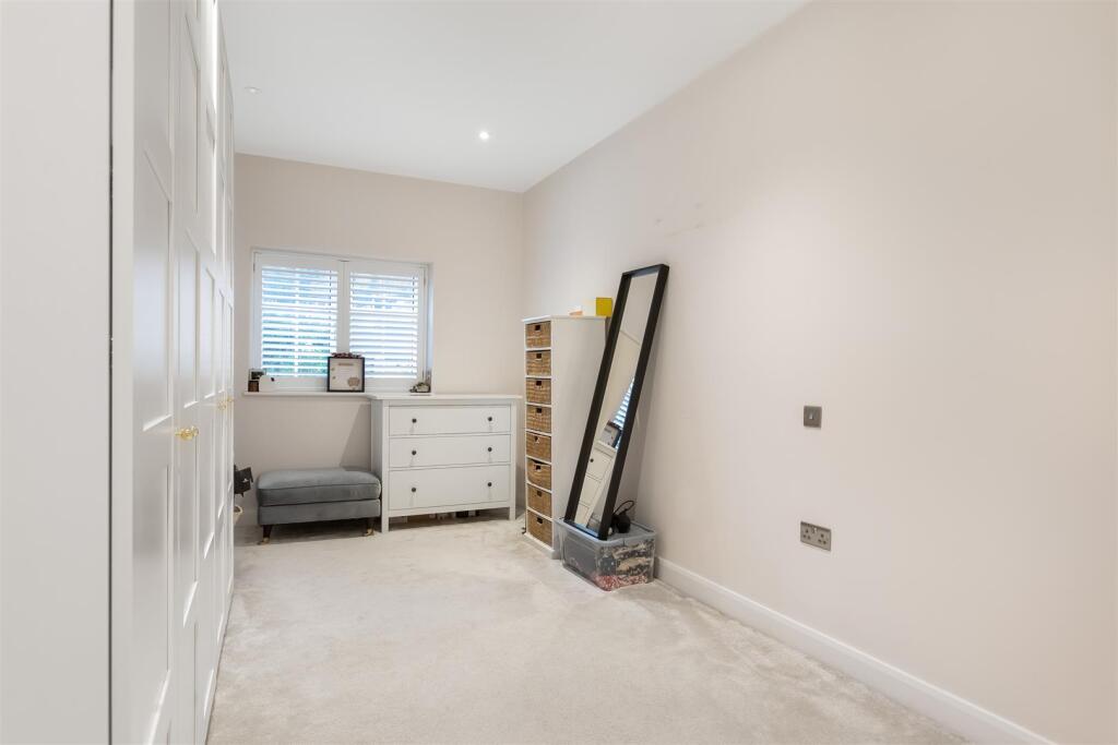 Additional image 16 of Pampisford Road, Purley