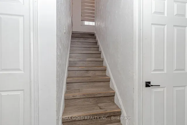 Additional image 31 of 268 Beach Blvd