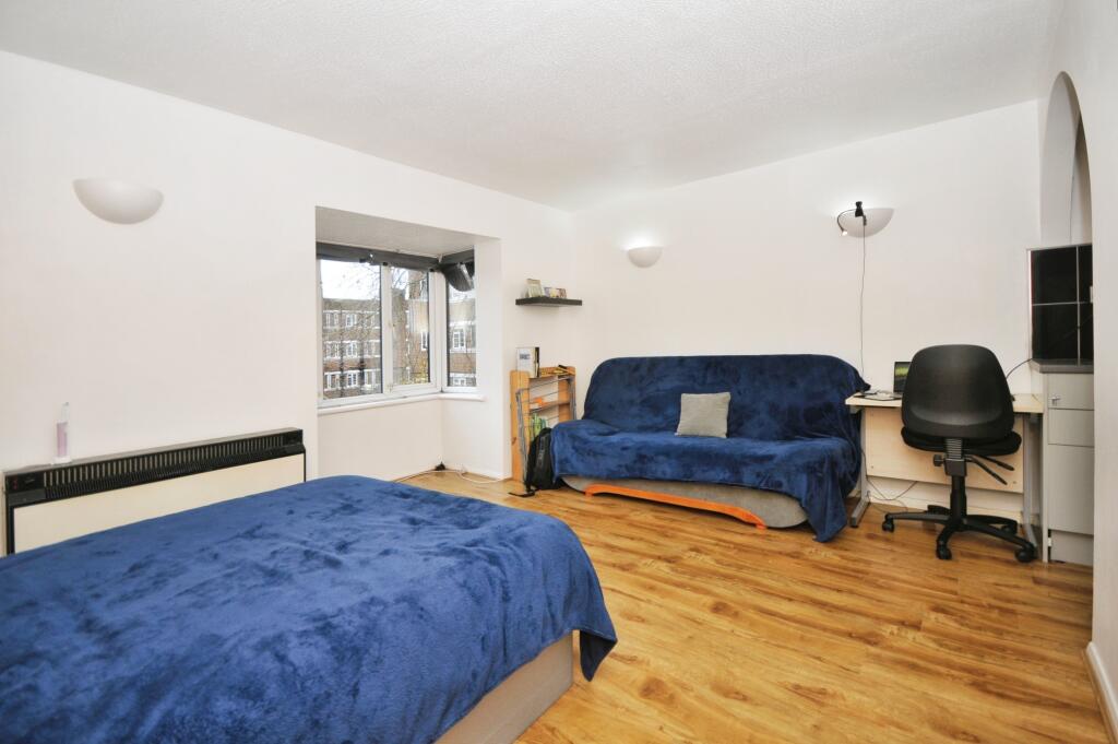 Additional image 5 of St. Christophers Gardens, THORNTON HEATH, Surrey, CR7