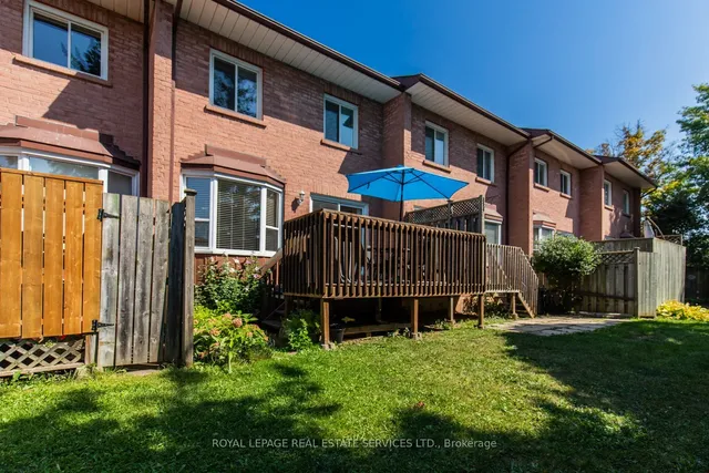 Additional image 34 of 2004 Glenada Cres Unit 24