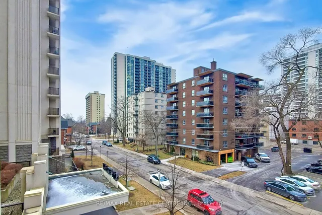 Additional image 34 of 81 Robinson St Unit 305