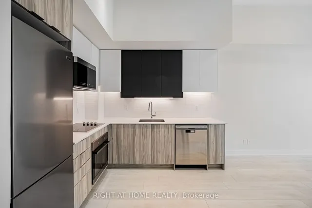 Additional image 16 of 2485 Taunton Rd Unit 451