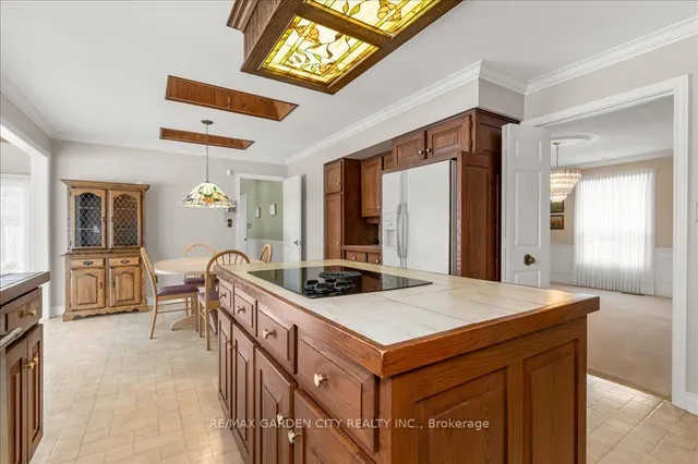 Additional image 20 of 34 Acredale Dr