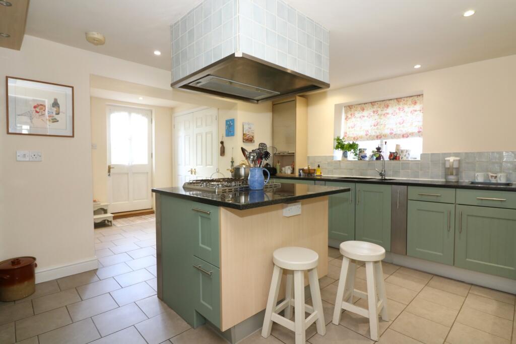 Additional image 10 of New Street, Sandwich