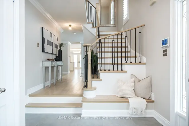 Additional image 2 of 635 Willmott Cres