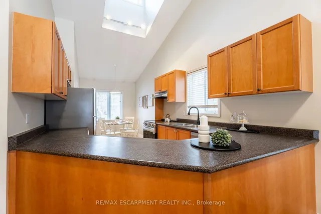 Additional image 10 of 1292 Inglehart Dr