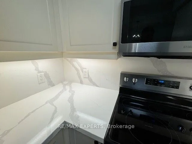 Additional image 12 of 60 Absolute Ave Unit 305