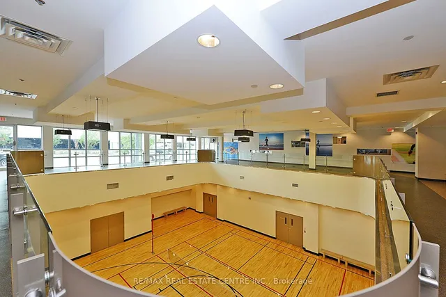 Additional image 33 of 50 Absolute Ave Unit 303