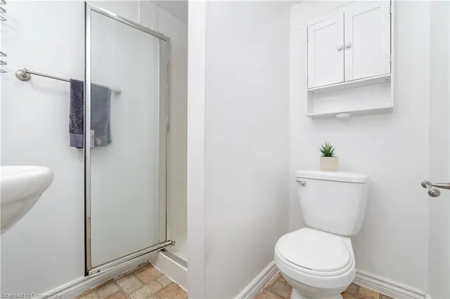 Additional image 36 of 43 Markham Cres