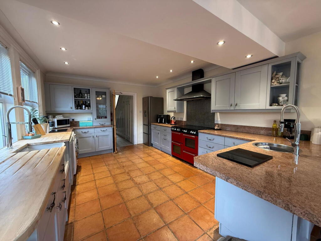 Additional image 18 of West Cliff Road, Broadstairs, CT10 1PU