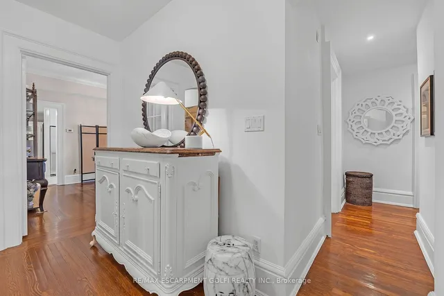 Additional image 24 of 86 Herkimer St Unit 13