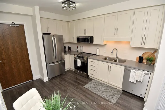 Additional image 17 of 30 Hamilton St Unit 605