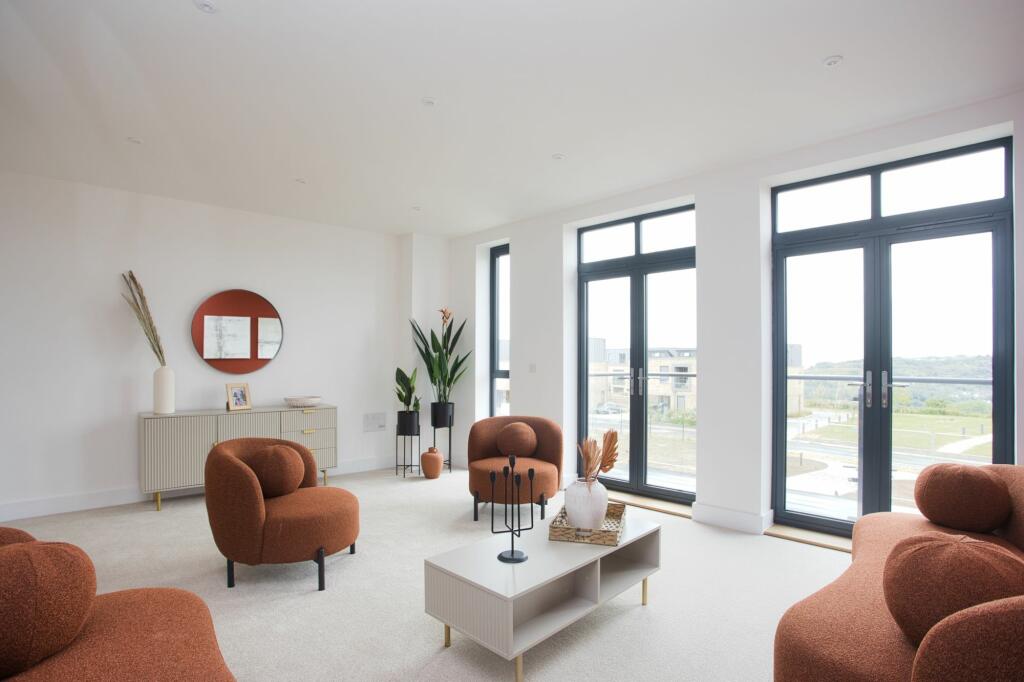 Additional image 4 of 2 Officers View, Dover, CT15