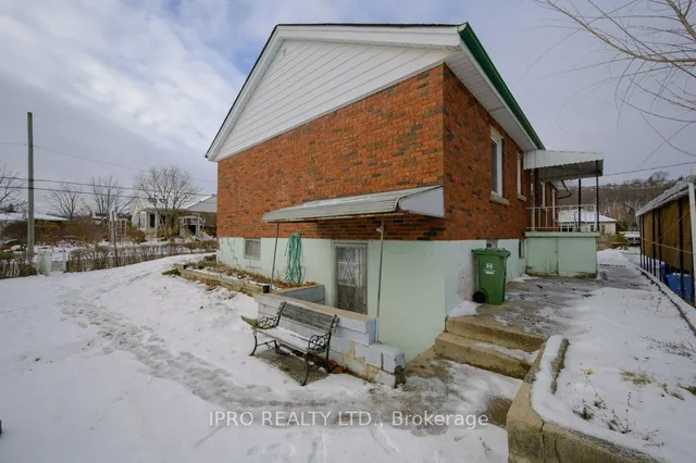 Additional image 37 of 41 Dumbarton Ave