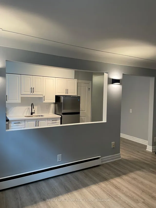 Additional image 10 of 5 Applewood Ave Unit 2