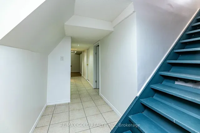 Additional image 18 of 7809 Priory Cres