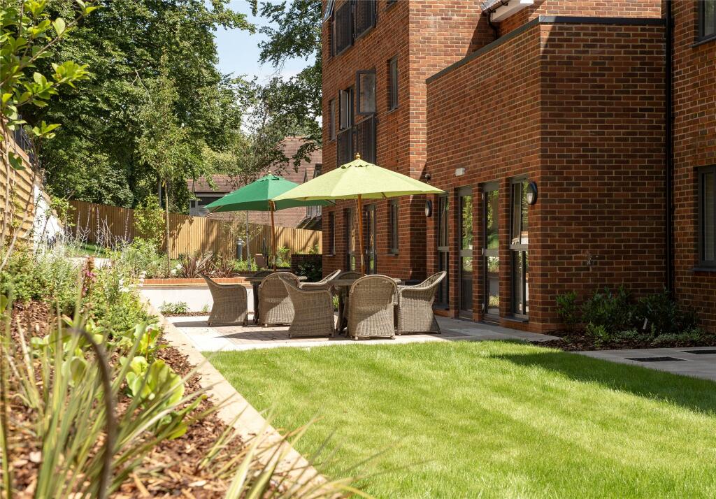 Additional image 11 of Woodcote Valley Road, Purley, CR8