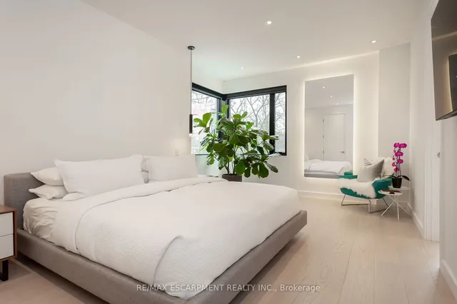 Additional image 20 of 5008 Spruce Ave