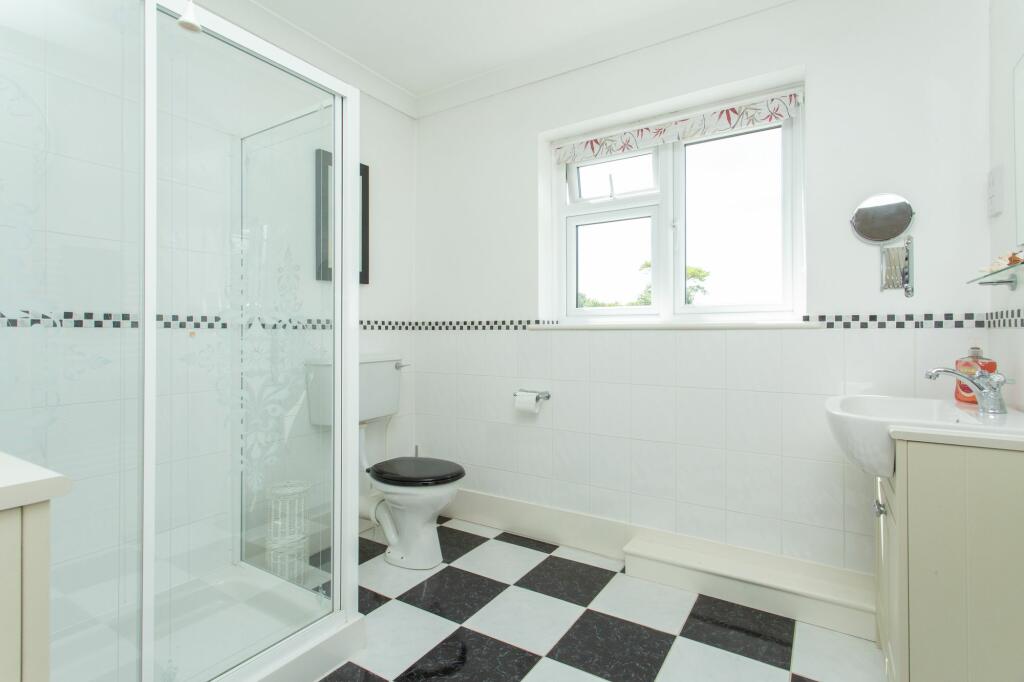 Additional image 14 of Shooters Hill, Eythorne, CT15