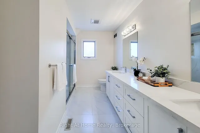 Additional image 30 of 85 Meadowlands Blvd